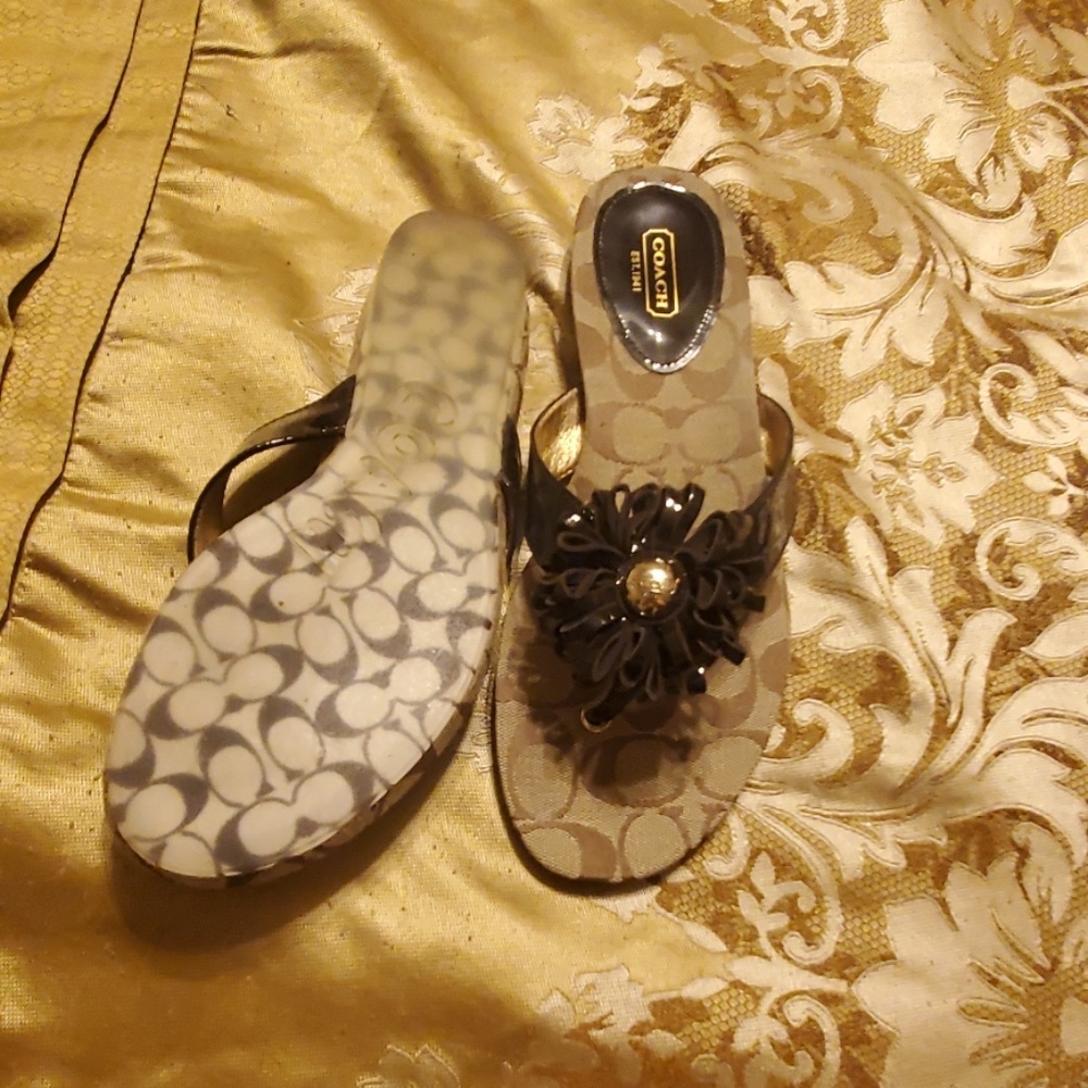 Coach Sandals - Picture 2 of 4